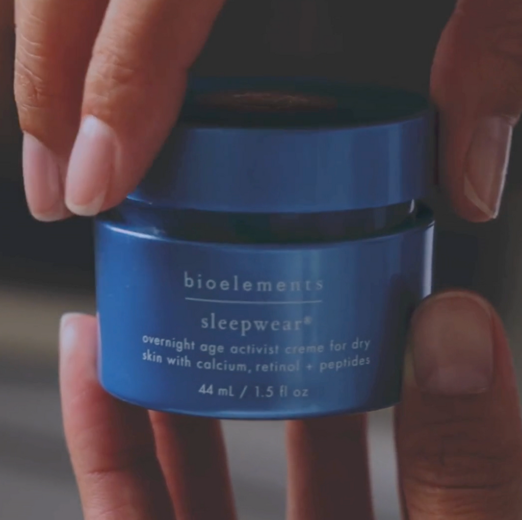 Description not needed: There is no spoken audio and the visuals in this video do not provide additional information than what is already described on the page.